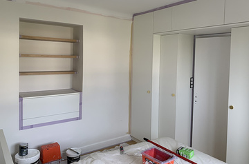 Rénovation de papier peint dans une chambre à Sautron